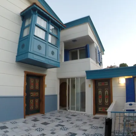 Deniz Evi Cesme