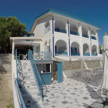 Deniz Evi * Cesme
