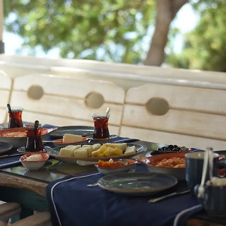 Deniz Evi Cesme